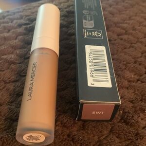 Brand new inbox Color 5w1
 
Real Flawless Weightless Perfecting Serum Concealer